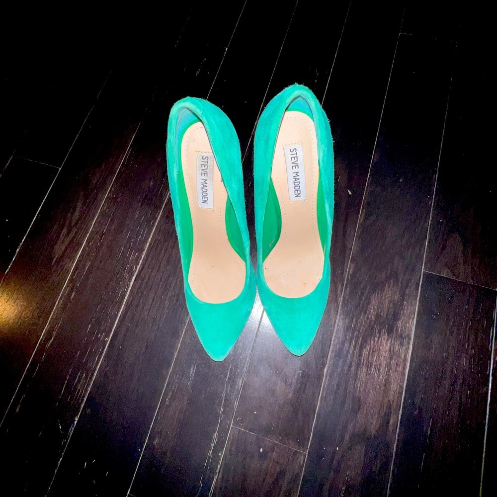 Steve Madden Teal intrude pumps